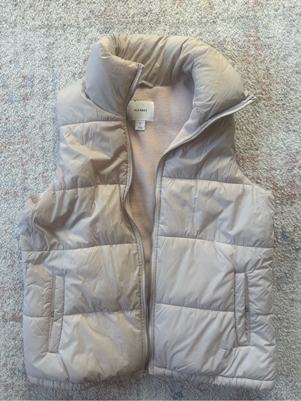 Old Navy Women's Blush Quilted Puffer Vest